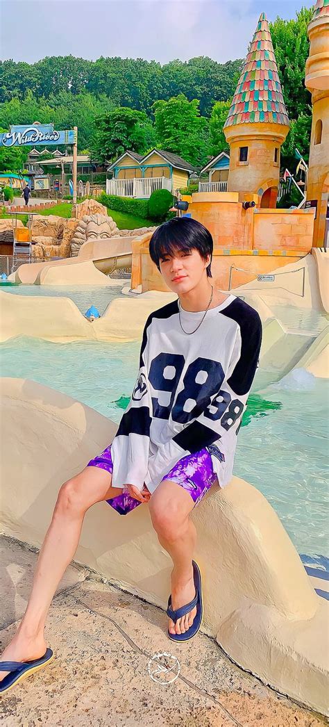 Jeno Lee Hola Futuro Nct Fondo De Pantalla De Tel Fono Hd Peakpx