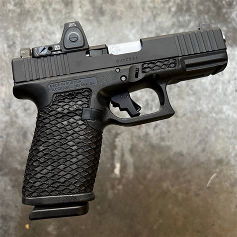 Glock 19 Gen 3 With Boresight Solutions Duty Series Package Advantage