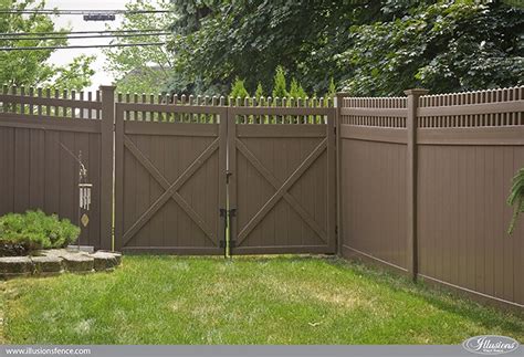 Looking For Brown Pvc Vinyl Privacy Fence Illusions Fence