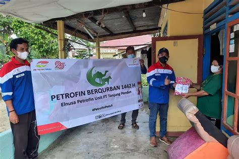 Berbagi Kebahagiaan Idul Adha Elnusa Petrofin Tebar Paket Daging