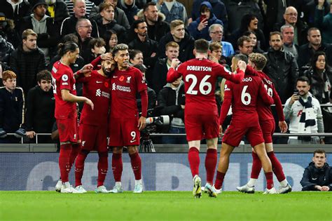 Premier League Liverpool Et Arsenal Se Quittent Dos Dos Dans Un