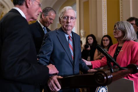 Senate Gop Leader Mitch Mcconnell Says Hes Fine After Freezing Up