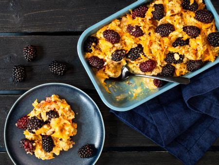 Baked Oats mit Brombeeren Clean Eating Frühstück im Herbst Rezept