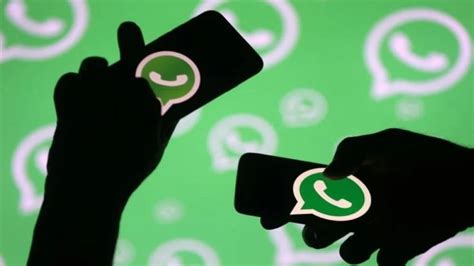 Mau Kirim Pesan WhatsApp Ke Banyak Orang Tanpa Broadcast Begini