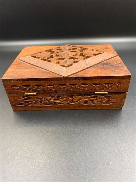 Beautiful Handmade Wooden Keepsake Jewelry Box Made Gem