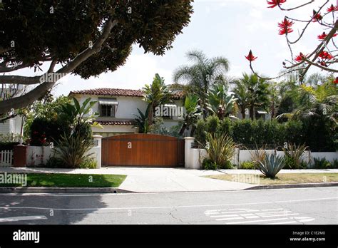 Actress Liv Tyler Recently Purchased This 259 Million Home In The Los