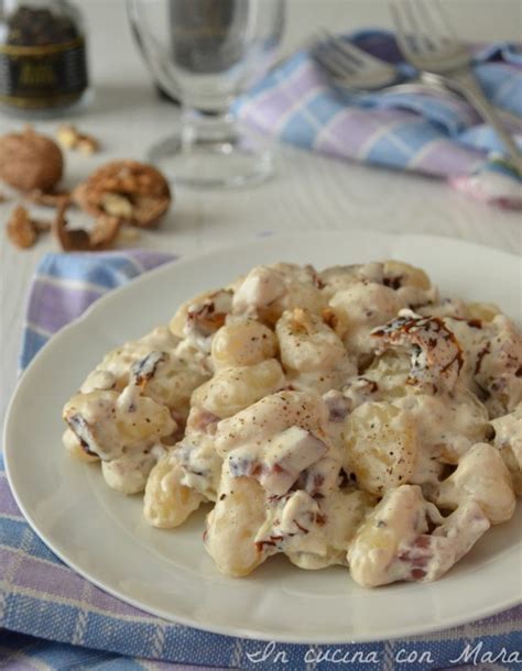 Gnocchi Cremosi Speck E Noci Primo Piatto Semplice E Gustoso