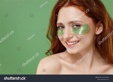 2 Beautiful Gorgeous Close Half Naked Topless Redhead Royalty Free Images Stock Photos