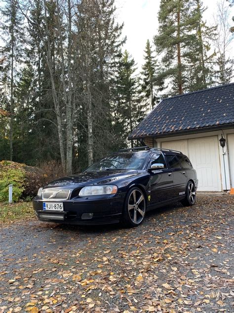 Volvo V70 2 5T Sportswagon Chromium Edition Farmari 2006 Vaihtoauto