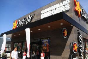 Carl S Jr Festejar El D A Del Ni O Con Productos Gratis Urbano