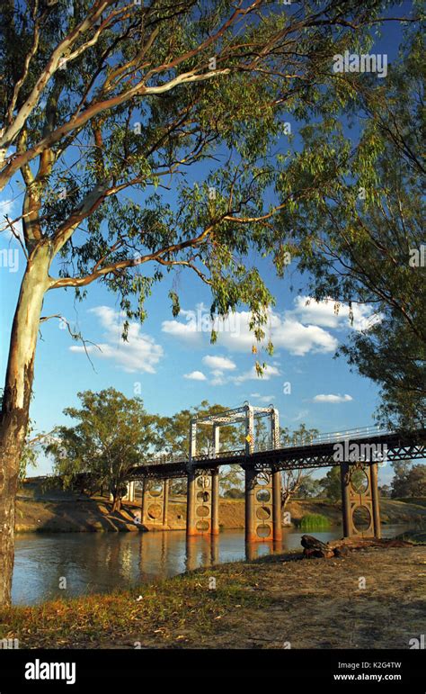 Darling river australia drought hi-res stock photography and images - Alamy