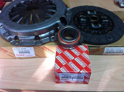 Kit De Clutch Plato Disco Y Collarin Original Toyota Corolla Bs