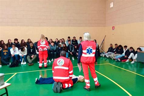 Al Liceo Vecchi A Scuola Di Primo Soccorso Progetto Dell Oer Trani