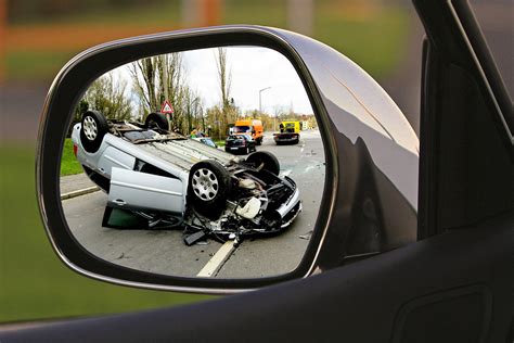 Five Reasons You Need To Hire An Auto Accident Lawyer Colliers News