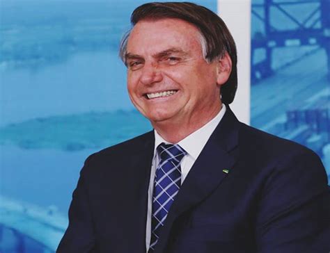 Jair Bolsonaro Wiki, Age, Wife, Girlfriend, Family, Biography & More ...