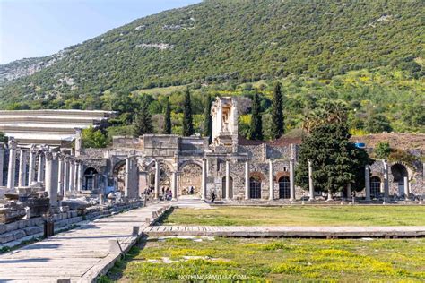 8 Reasons to Visit Ephesus Turkey: The Fascinating Ancient City