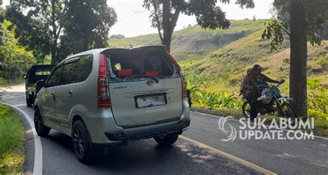 Sopir Kena Pecahan Kaca Avanza Masuk Jurang Di Tegalbuleud Sukabumi