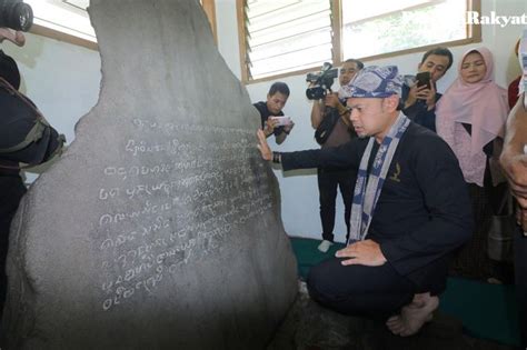 Prasasti Batutulis Tempat Penobatan Raja Raja Pajajaran Yang Kian