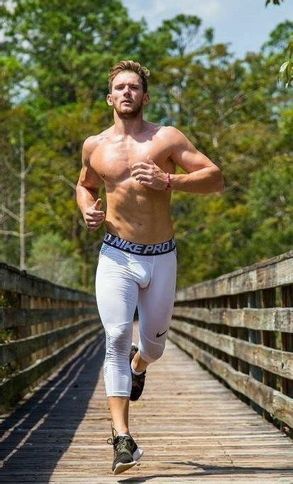 Pin By Jose On Pants Lycra Men Men In Tight Pants Shirtless Men