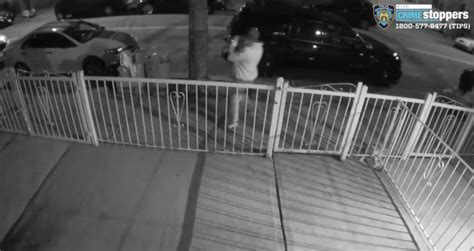 Cops Seek Creep Who Tried To Sexually Assault Woman On A Queens Street