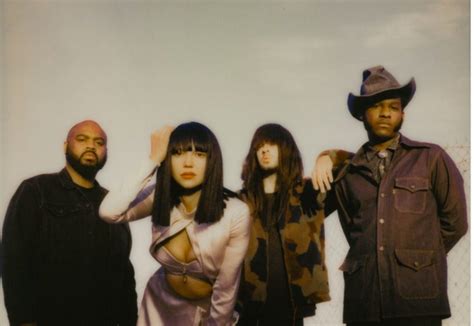 Khruangbin And Leon Bridges Release "Texas Sun", Announce Collaboration ...