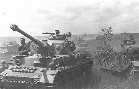 Panzer IV Ausf G Bjelgorod 1943 World War Photos