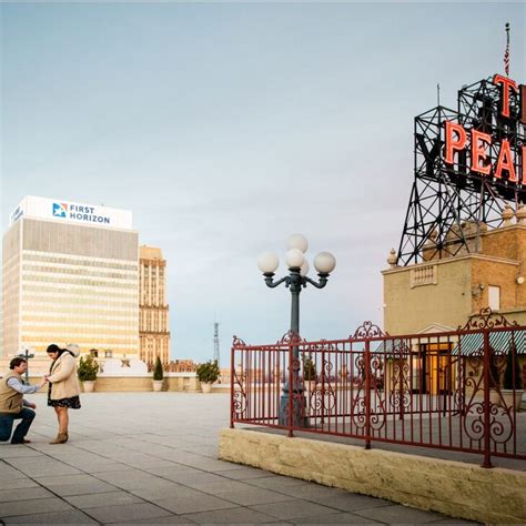 peabody rooftop proposal | amydale photography | Memphis, TN | Memphis ...