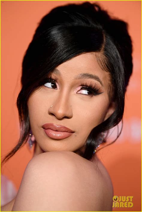 Photo Cardi B Wows In Pink Rihanna Diamond Ball 07 Photo 4351952