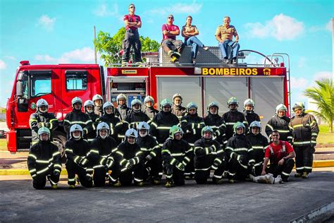 Corpo de Bombeiros forma décima terceira turma de combate a incêndio