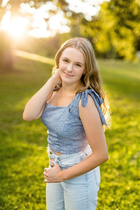 Kyra H Mars Area High School Senior Photos At Hartwood Acres — Jenna