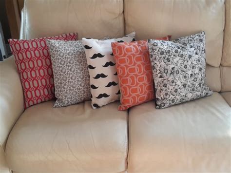 Coussin Aux Motifs G Om Triques Intemporels La Boutique