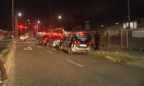 Suspeito De Roubo Morto E Outros Dois S O Presos Durante Assalto Em