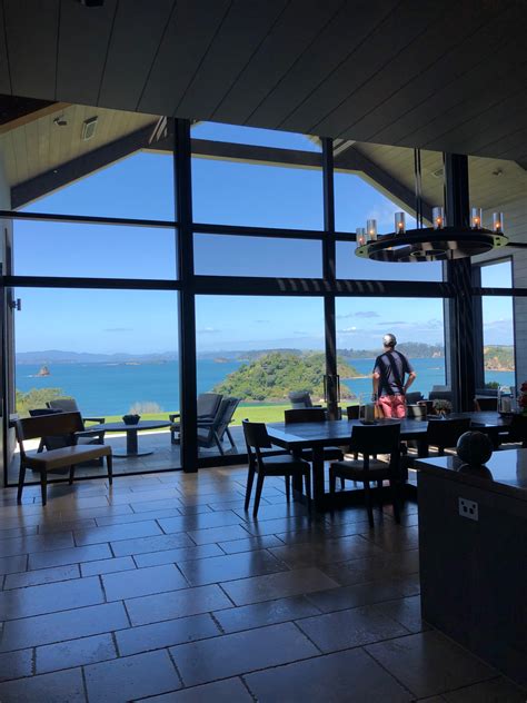 Discovering Paradise: The Landing in New Zealand