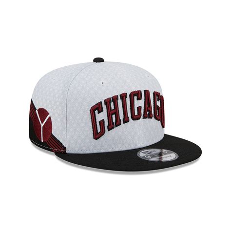 Chicago Bulls 2022 City Edition New Era 9fifty White Snapback Hat