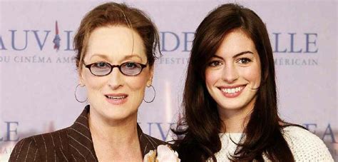 Anne Hathaway wishes to work with Meryl Streep again - Hum TV