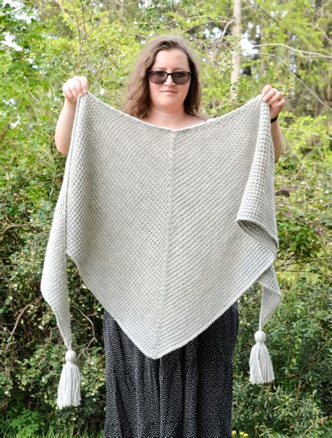 Phyllite Free Tunisian Crochet Shawl Pattern For Beginners Yarnandy