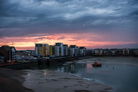 Dusk Sovereign Harbour Eastbourne East Sussex Uk Tony Smith Flickr