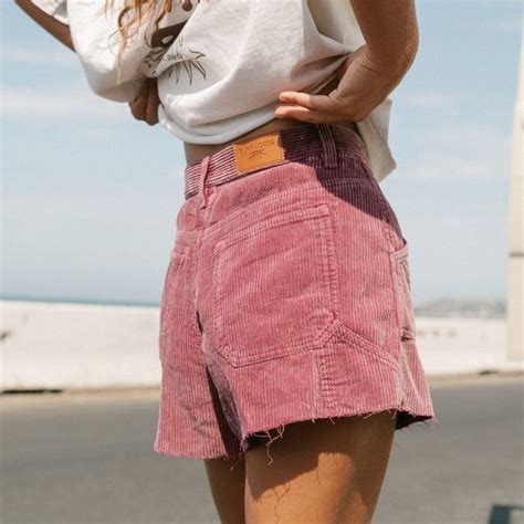 21 Most Popular Surf Outfits Women Short Advice You Need To See This