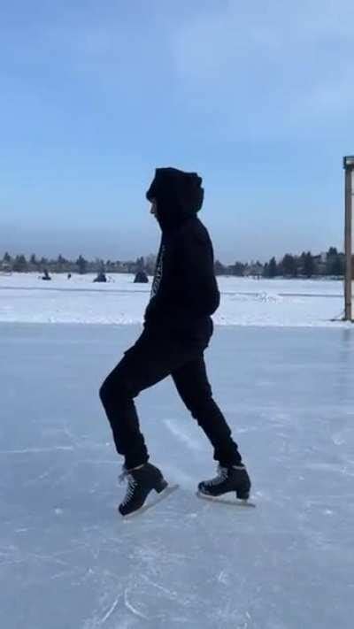 Smooth Moonwalk On Ice Oddlysatisfying