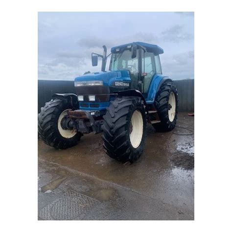 New Holland G Tracto Pieces Occasion