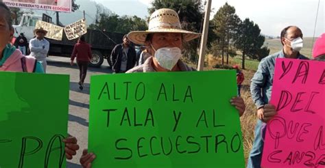 Comuneros Bloquean Carretera Para Exigir Freno A La Tala Clandestina En