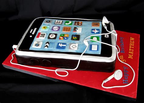 Iphone Birthday Cake - CakeCentral.com