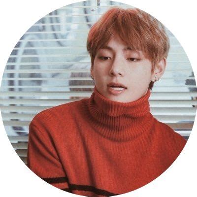 Pin By Ygilovs On Twitter Layouts Twitter Layouts Taehyung Twitter