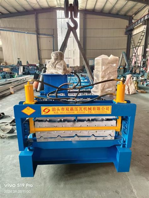 840 Type Color Steel Tile Press Machine Roll Forming Machine Winwin