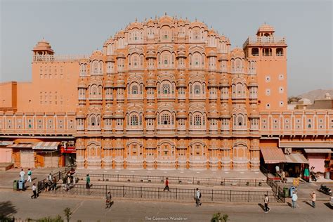 Exploring Hawa Mahal Jaipurs Palace Of The Winds The Common Wanderer