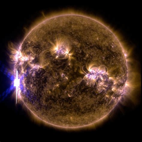 Giant Solar Flare 'Has Potential to Wipe Out Communication on Earth'