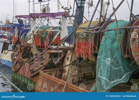 Barcos Dos Peixes Traineiras No Porto De Guilvinec Brittany France