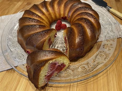 Couronne au lait concentré citron et framboises Les Papilles de Karen