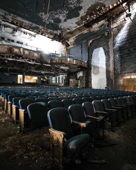 Abandoned movie theater. [768x960] : r/AbandonedPorn