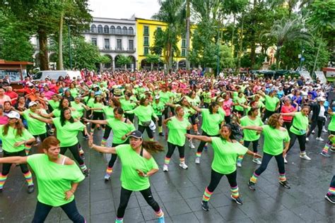 A Moverse Realizan Rutina Masiva De Zumba En Xalapa